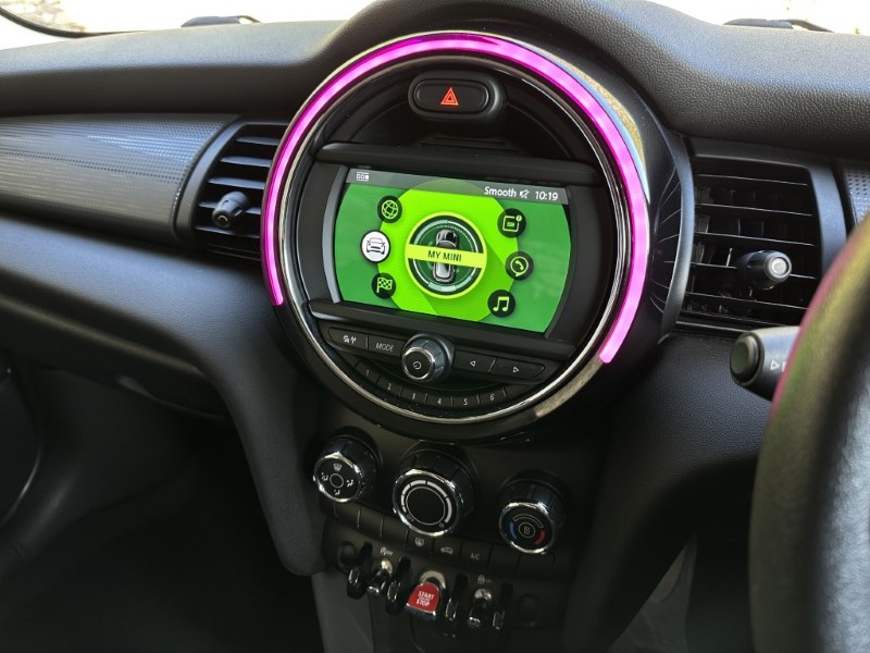 2018 (68) MINI HATCHBACK 1.5 Cooper II 5dr Auto 5282763