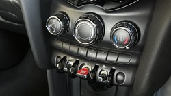 2018 (68) MINI HATCHBACK 1.5 Cooper II 5dr Auto 5282735