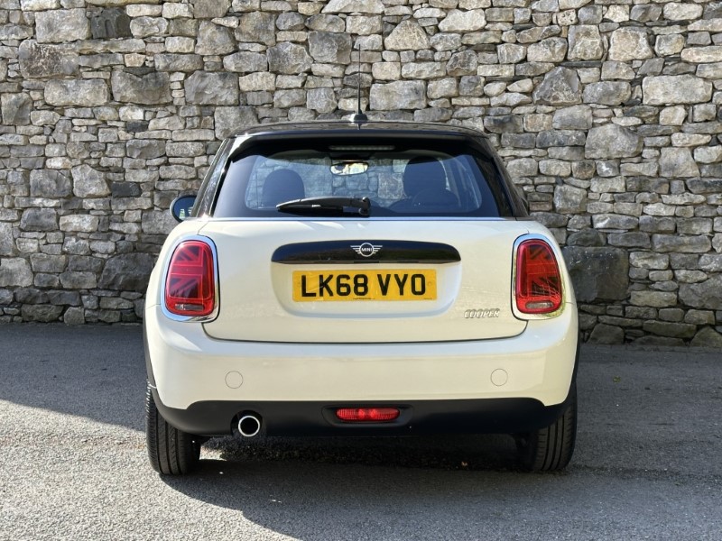2018 (68) MINI HATCHBACK 1.5 Cooper II 5dr Auto 5282752