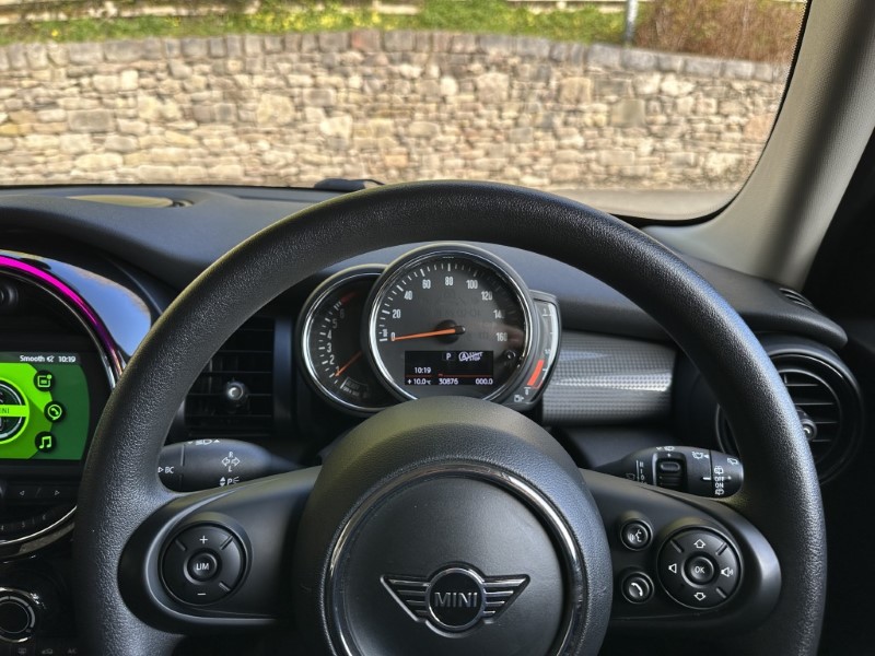 2018 (68) MINI HATCHBACK 1.5 Cooper II 5dr Auto 5282764