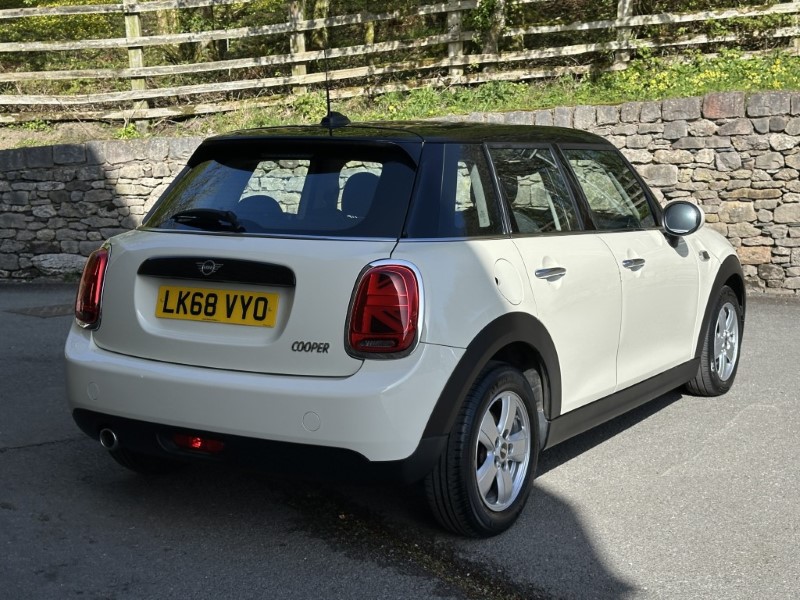 2018 (68) MINI HATCHBACK 1.5 Cooper II 5dr Auto 5282775
