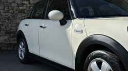 2018 (68) MINI HATCHBACK 1.5 Cooper II 5dr Auto 5282774