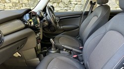 2018 (68) MINI HATCHBACK 1.5 Cooper II 5dr Auto 5282744