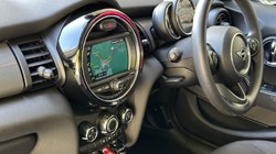 2018 (68) MINI HATCHBACK 1.5 Cooper II 5dr Auto 5282746