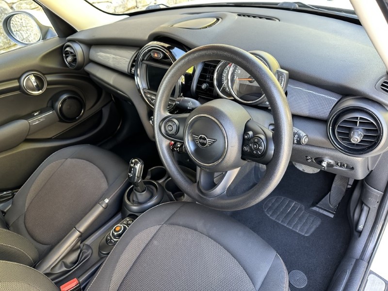 2018 (68) MINI HATCHBACK 1.5 Cooper II 5dr Auto 5282724