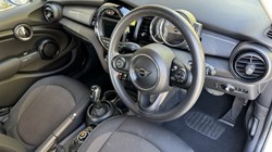 2018 (68) MINI HATCHBACK 1.5 Cooper II 5dr Auto 5282724