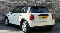 2018 (68) MINI HATCHBACK 1.5 Cooper II 5dr Auto 1