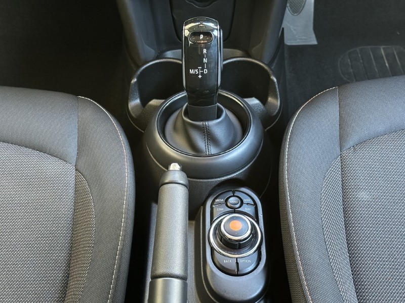 2018 (68) MINI HATCHBACK 1.5 Cooper II 5dr Auto 5282730