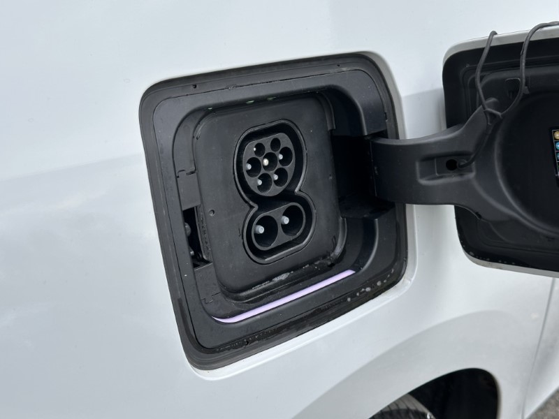 2017 (67) BMW I3 125kW Range Extender 33kWh 5dr Auto 5281335