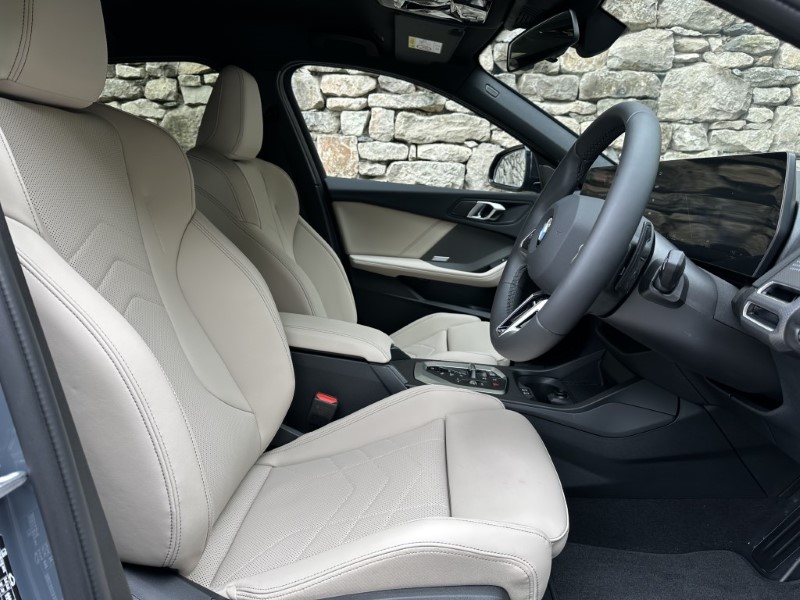 2025 (75) BMW 1 SERIES 120 M Sport 5dr Step Auto 5258358