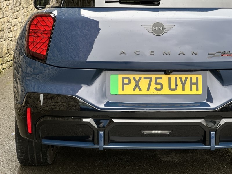2025 (75) MINI ACEMAN 190kW John Cooper Works 54kWh 5dr Auto 5273462
