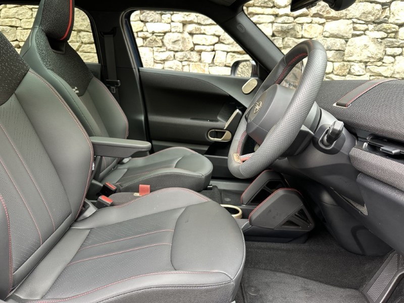 2025 (75) MINI ACEMAN 190kW John Cooper Works 54kWh 5dr Auto 5273469