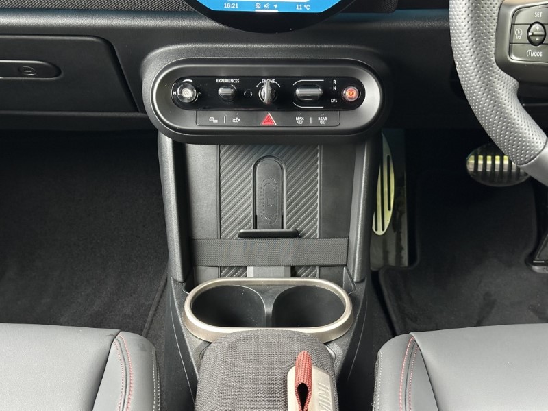 2025 (74) MINI COOPER 2.0 John Cooper Works Convertible  5292504