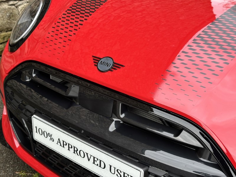 2025 (74) MINI COOPER 2.0 John Cooper Works Convertible  5292496