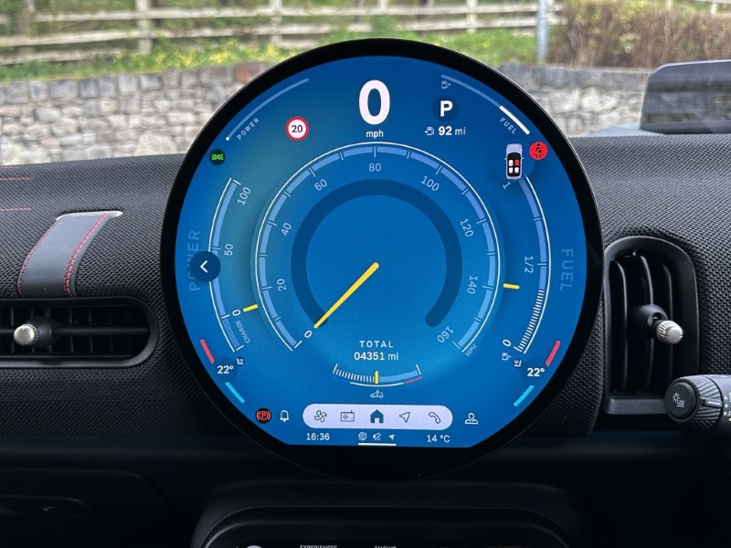 2025 (74) MINI COOPER 2.0 John Cooper Works Convertible  5292524