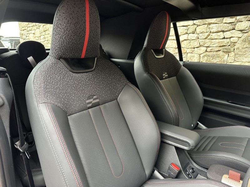 2025 (74) MINI COOPER 2.0 John Cooper Works Convertible  5292473