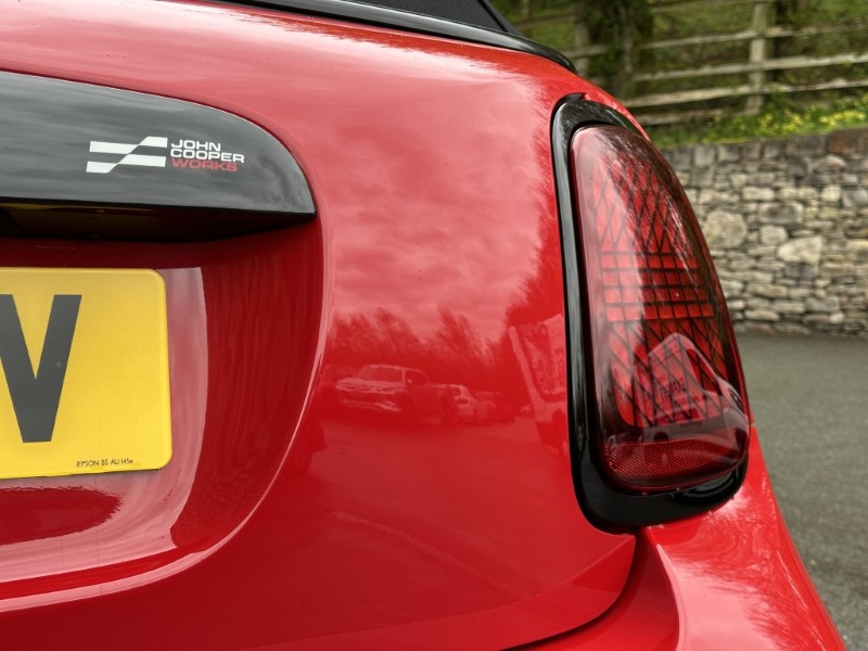 2025 (74) MINI COOPER 2.0 John Cooper Works Convertible  5292478