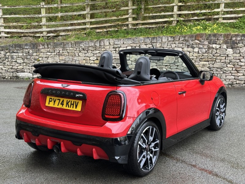 2025 (74) MINI COOPER 2.0 John Cooper Works Convertible  5292525