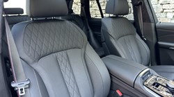 2025 (25) BMW X5 xDrive40d MHT M Sport 5dr Auto 5258615
