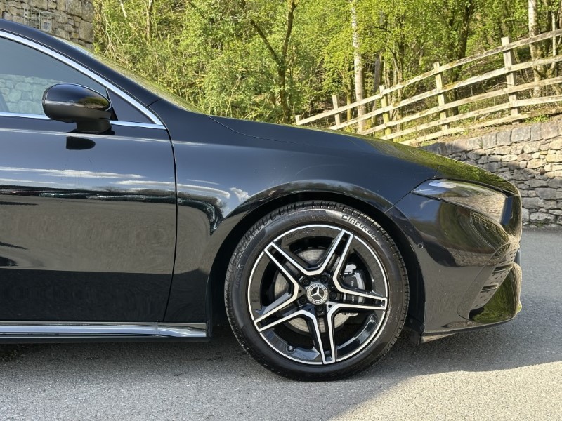 2024 (74) MERCEDES-BENZ A CLASS A180 AMG Line Executive 5dr Auto 5283125