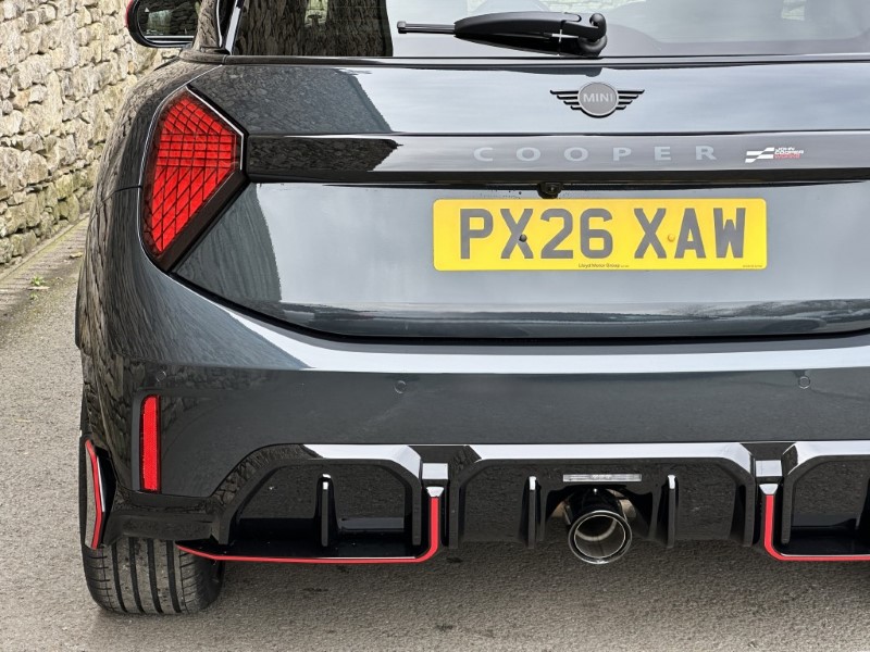 2026 (26) MINI COOPER 2.0 John Cooper Works 3dr Auto 5277396