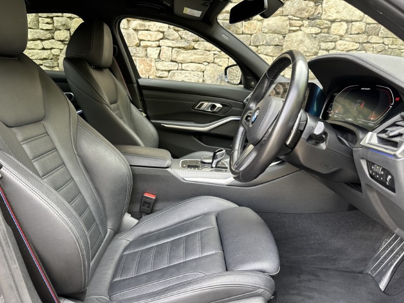 2022 (22) BMW 3 SERIES M340i xDrive MHT 4dr Step Auto 5302438