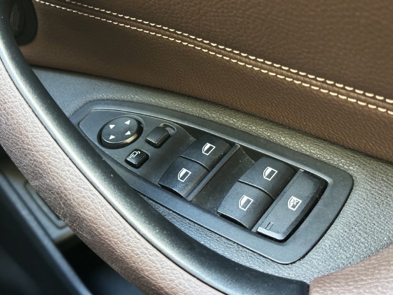 2019 (19) BMW X1 xDrive 18d xLine 5dr  5299026