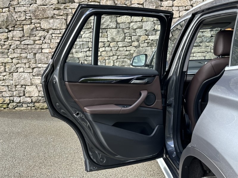 2019 (19) BMW X1 xDrive 18d xLine 5dr  5299051