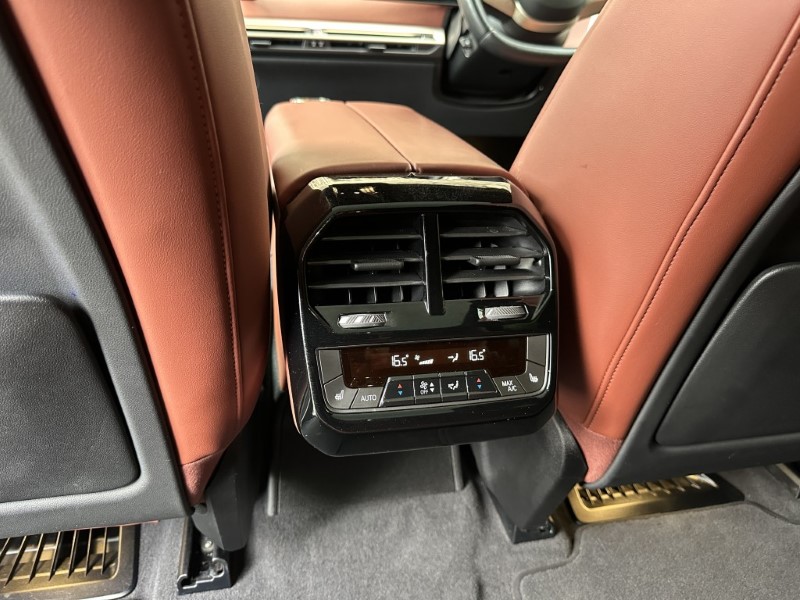 2023 (23) BMW iX 455kW M60 111.5kWh 5dr Auto 5341593