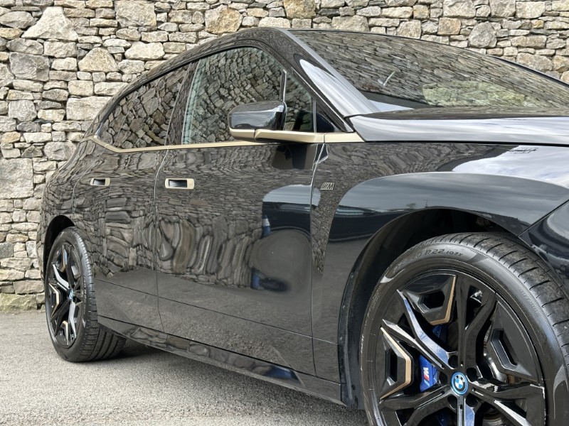 2023 (23) BMW iX 455kW M60 111.5kWh 5dr Auto 5341616