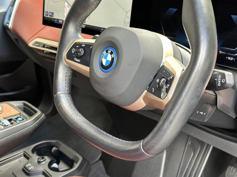 2023 (23) BMW iX 455kW M60 111.5kWh 5dr Auto 5341557