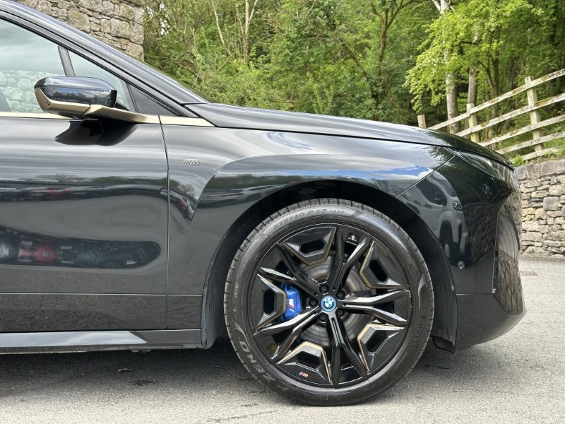 2023 (23) BMW iX 455kW M60 111.5kWh 5dr Auto 5341615