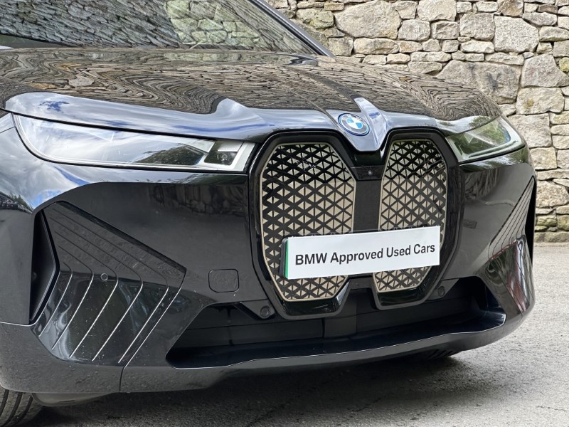 2023 (23) BMW iX 455kW M60 111.5kWh 5dr Auto 5341608