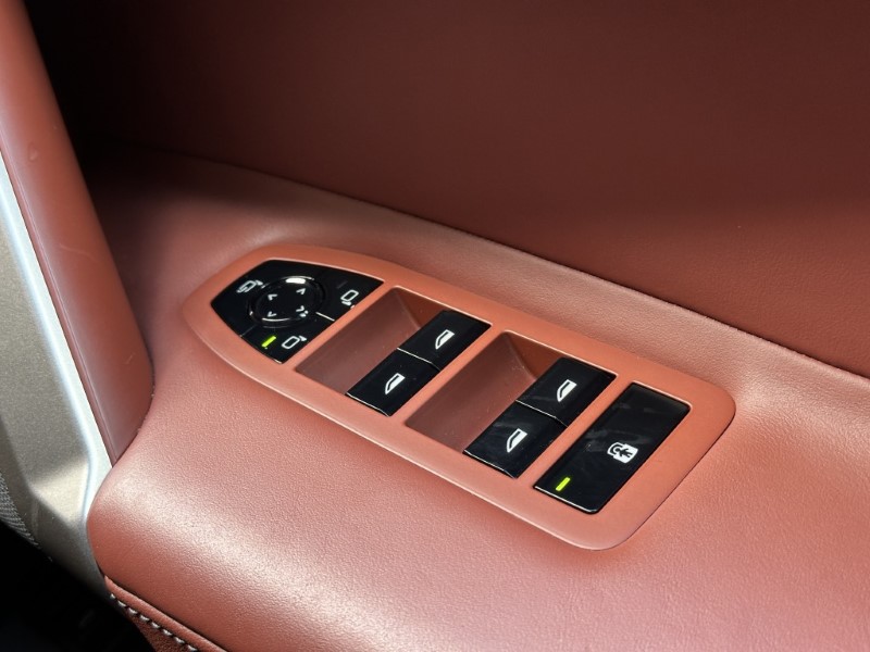 2023 (23) BMW iX 455kW M60 111.5kWh 5dr Auto 5341565