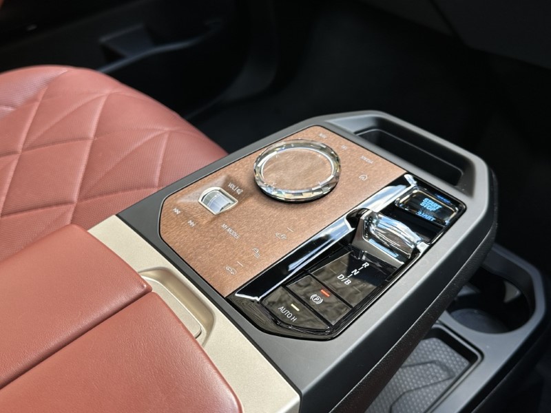 2023 (23) BMW iX 455kW M60 111.5kWh 5dr Auto 5341563