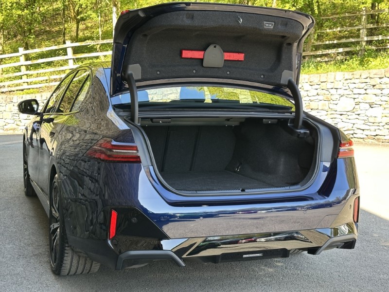 2024 (24) BMW I5 250kW eDrive40 M Sport Pro 84kWh 4dr Auto 5322560