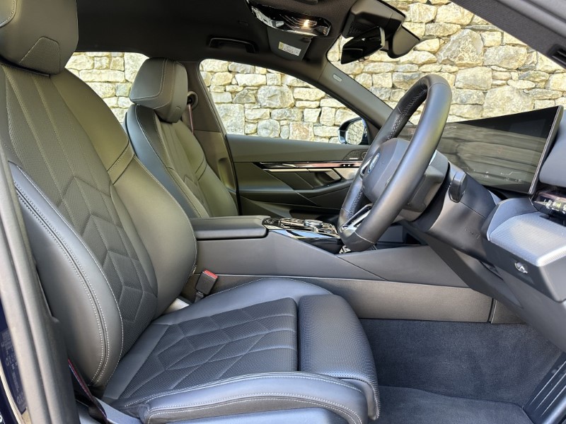 2024 (24) BMW I5 250kW eDrive40 M Sport Pro 84kWh 4dr Auto 5322565