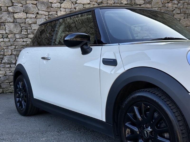 2022 (22) MINI HATCHBACK 1.5 Cooper Classic 3dr 5324236