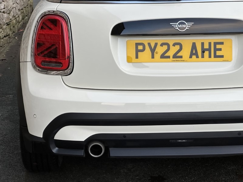 2022 (22) MINI HATCHBACK 1.5 Cooper Classic 3dr 5305930