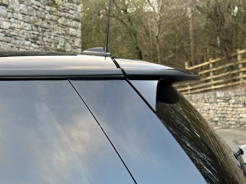 2022 (22) MINI HATCHBACK 1.5 Cooper Classic 3dr 5305968