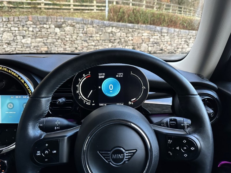 2022 (22) MINI HATCHBACK 1.5 Cooper Classic 3dr 5305990