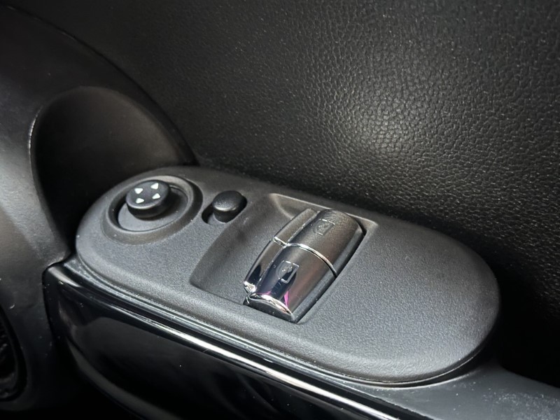 2022 (22) MINI HATCHBACK 1.5 Cooper Classic 3dr 5305945