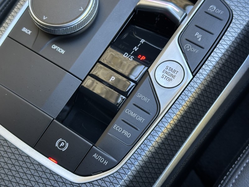 2023 (23) BMW 3 SERIES 320i M Sport 5dr Touring  5334407