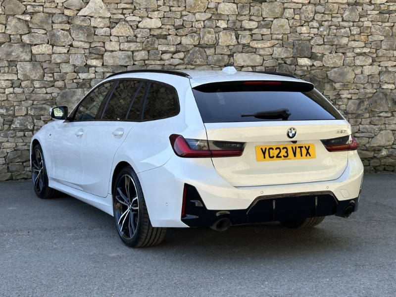 2023 (23) BMW 3 SERIES 320i M Sport 5dr Touring  1