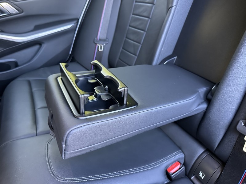 2023 (23) BMW 3 SERIES 320i M Sport 5dr Touring  5334434