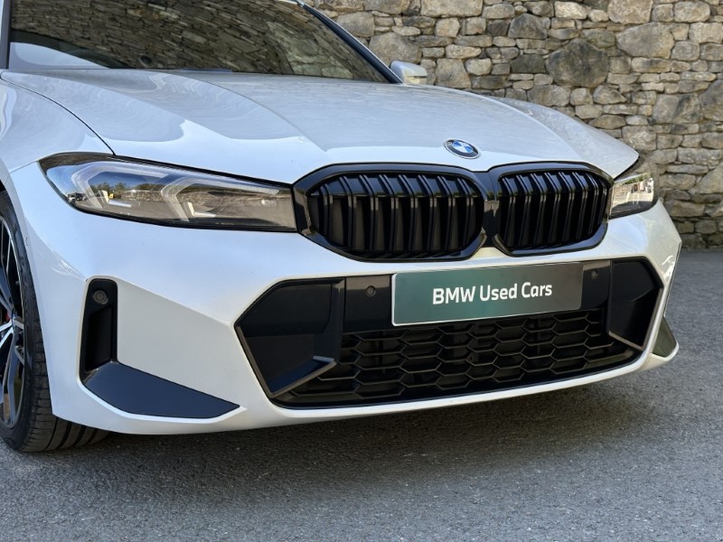 2023 (23) BMW 3 SERIES 320i M Sport 5dr Touring  5334456