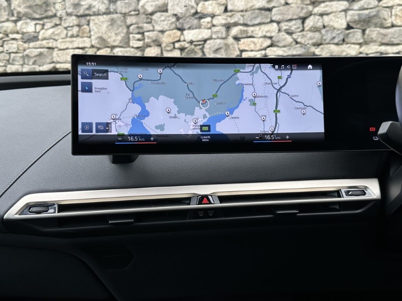 2022 (72) BMW iX xDrive40 M Sport Edition 5360196