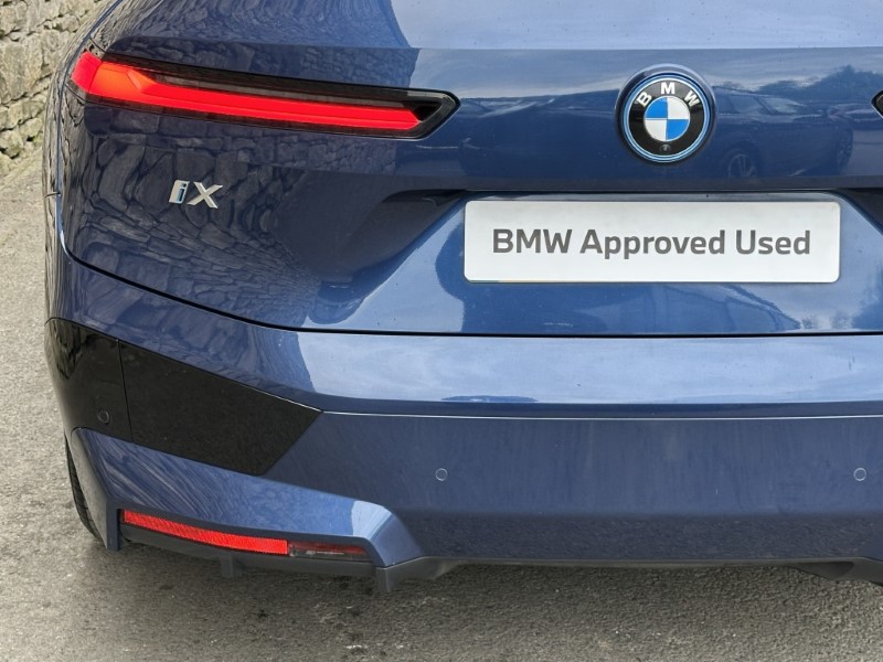 2022 (72) BMW iX xDrive40 M Sport Edition 5360158