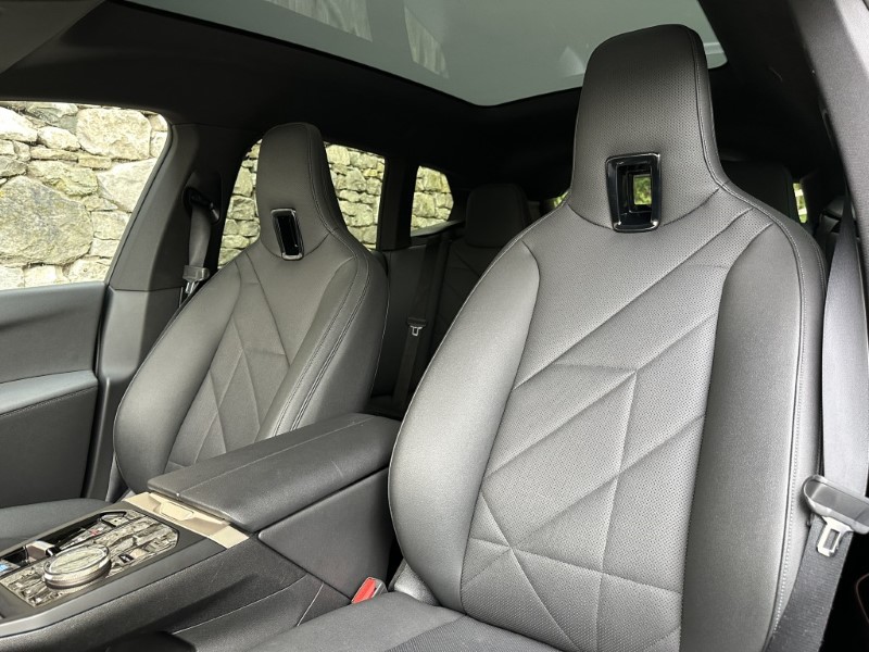 2022 (72) BMW iX xDrive40 M Sport Edition 5360179
