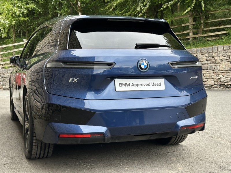 2022 (72) BMW iX xDrive40 M Sport Edition 5360157